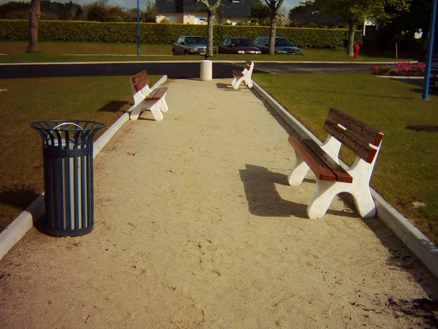 Banc imitation bois