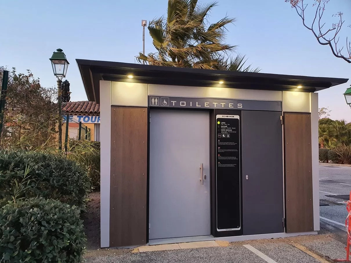 Illuminated public toilets