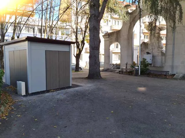 Öffentliche Toiletten Francioli Öffentliche Toiletten Francioli